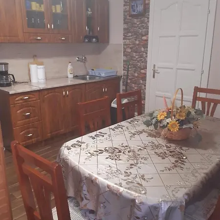Boglárka Apartman *